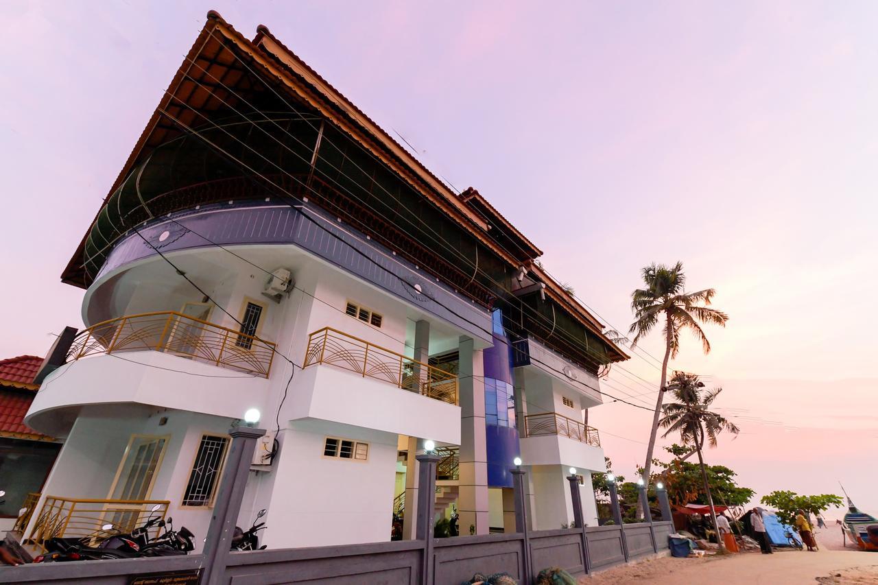Oyo 11891 Amare Beach Resorts Alappuzha Екстериор снимка