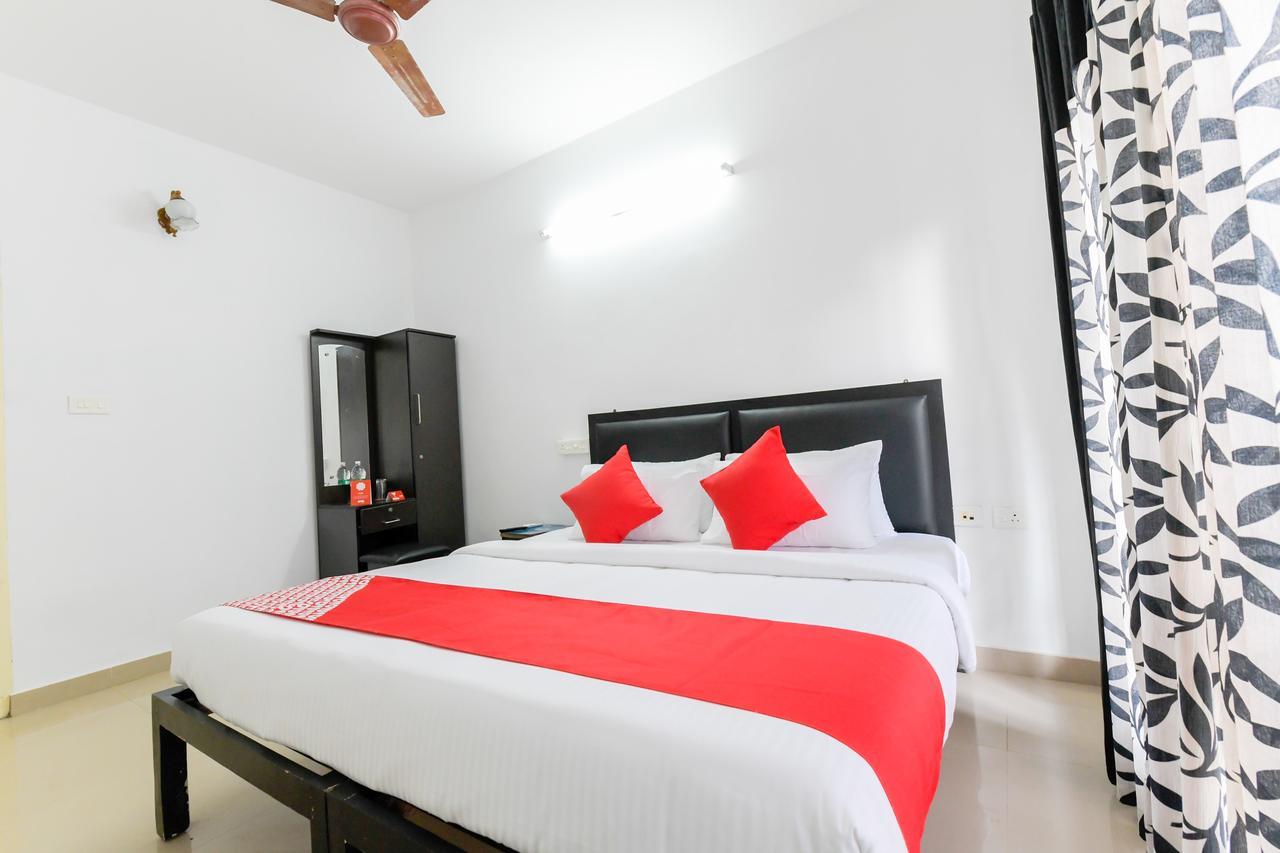 Oyo 11891 Amare Beach Resorts Alappuzha Екстериор снимка
