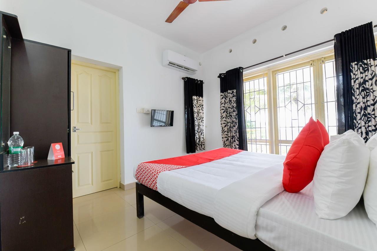 Oyo 11891 Amare Beach Resorts Alappuzha Екстериор снимка