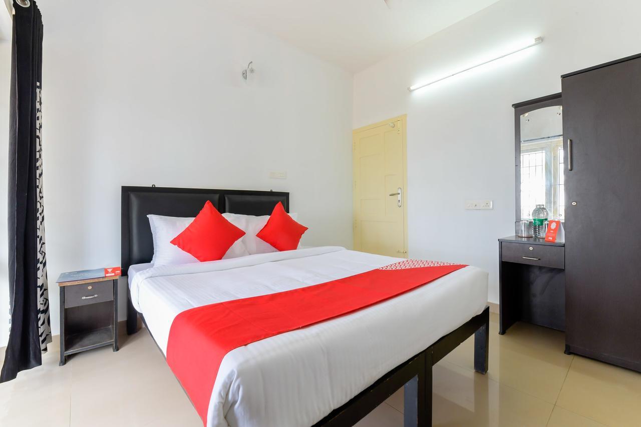 Oyo 11891 Amare Beach Resorts Alappuzha Екстериор снимка